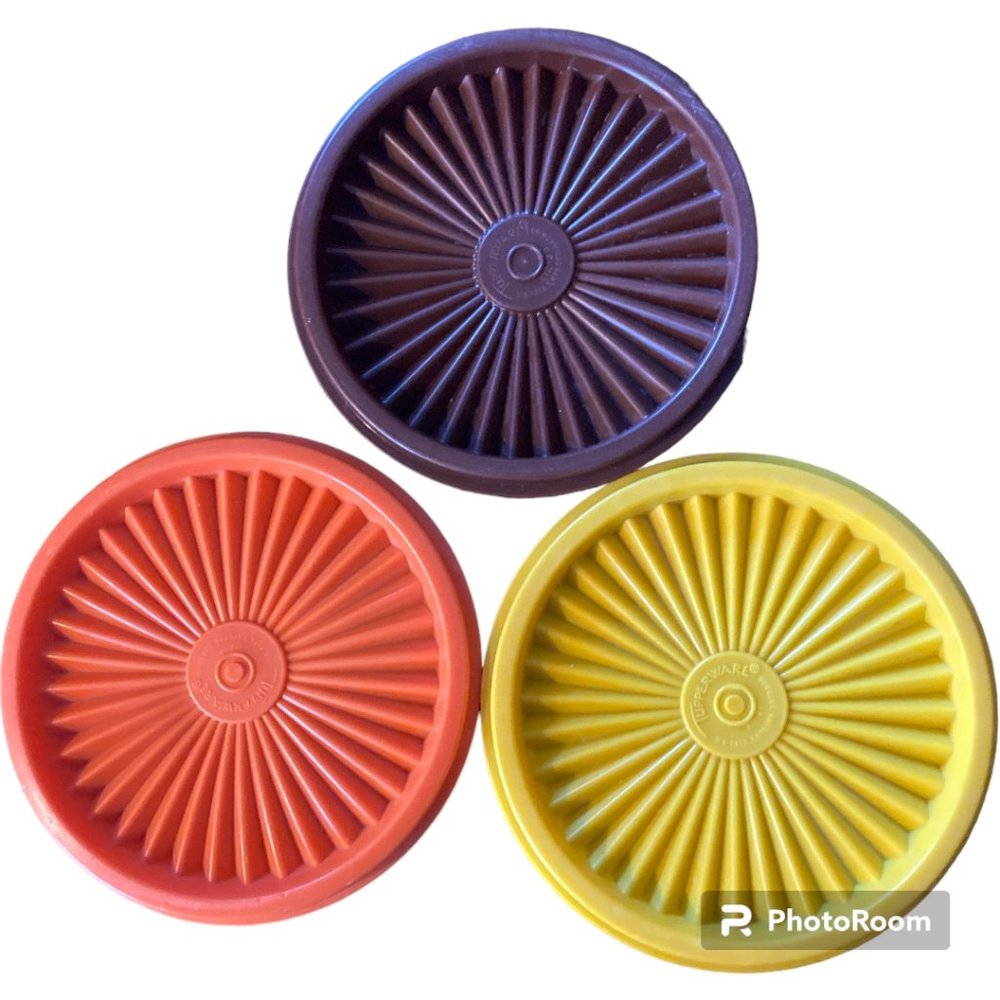 Vintage Tupperware Servalier Bowls/Lids, Set of Three